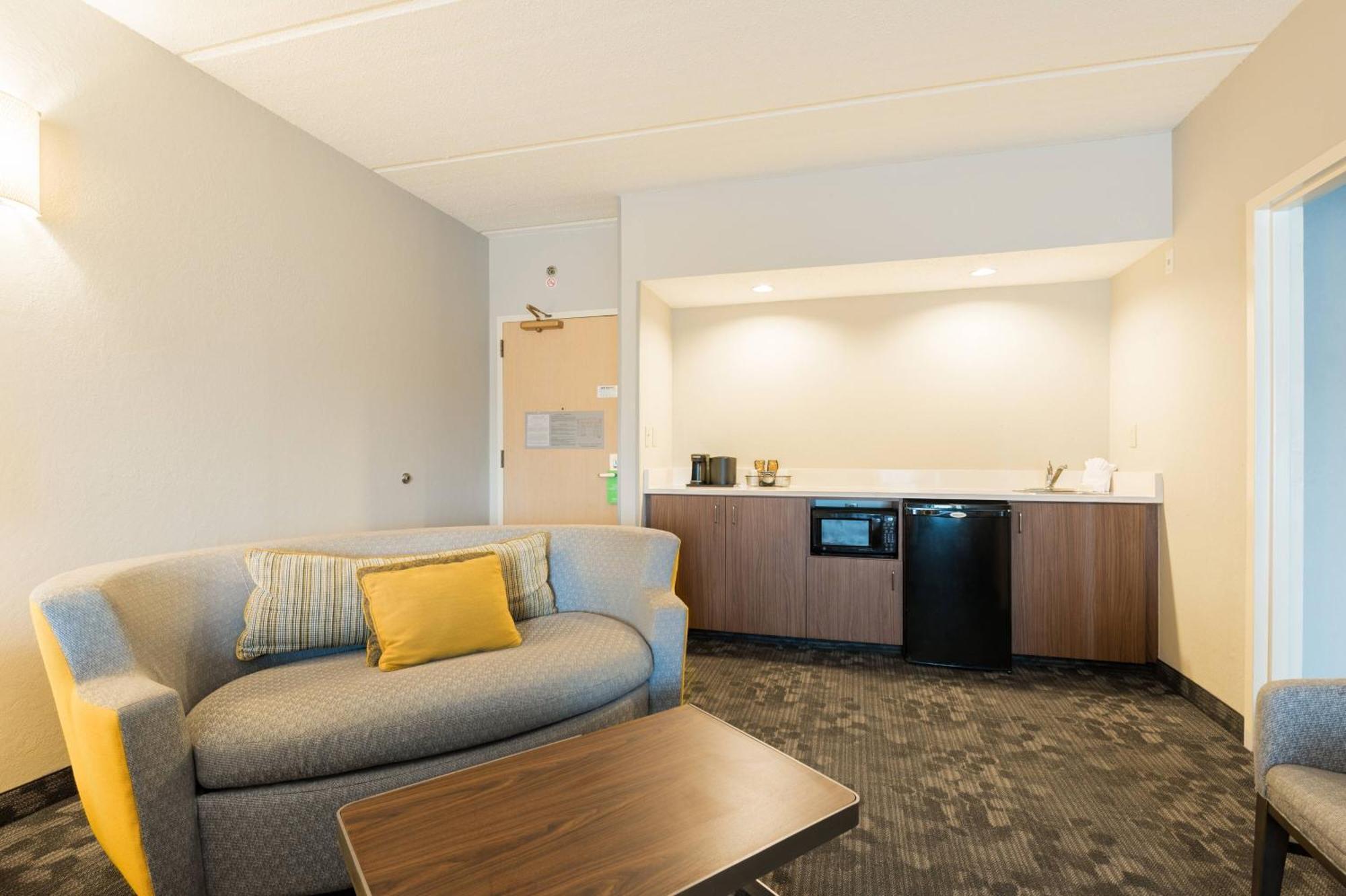 Courtyard By Marriott Myrtle Beach Broadway Экстерьер фото