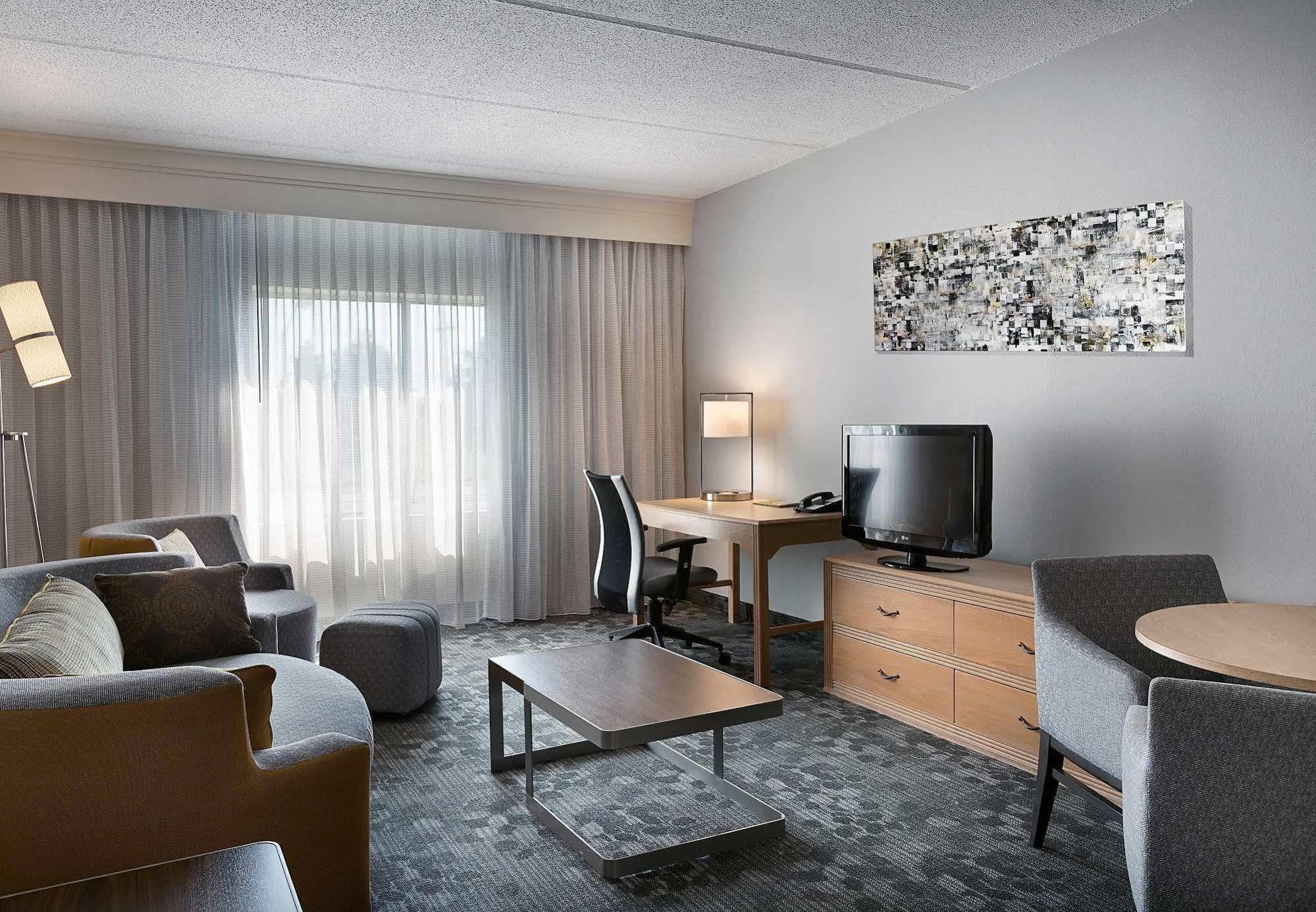 Courtyard By Marriott Myrtle Beach Broadway Экстерьер фото